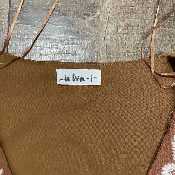 In Loom Women's Boho Peasant Top Size M - Brown with Embroidered Floral Design - Picture 3 of 12